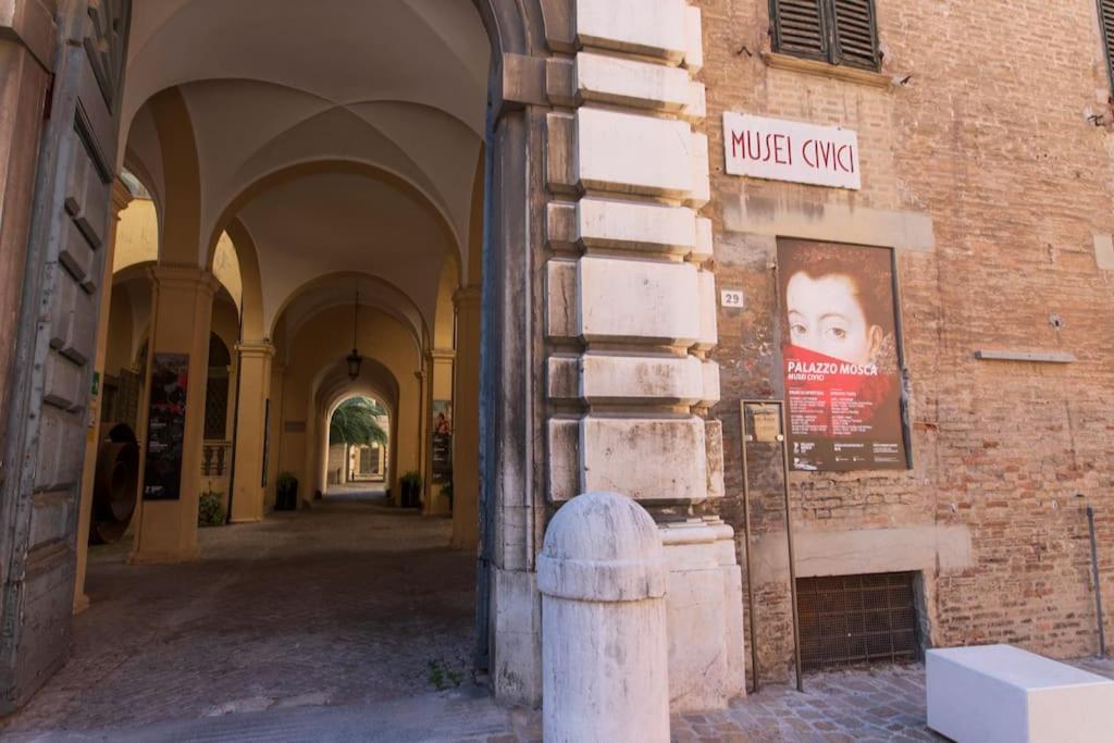 Rossini Home Pesaro Vicino Al Teatro Rossini By Yohome Εξωτερικό φωτογραφία