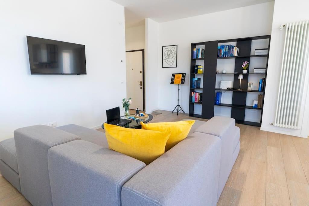 Rossini Home Pesaro Vicino Al Teatro Rossini By Yohome Εξωτερικό φωτογραφία